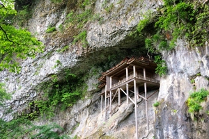 三徳山投入堂は日本一危険な国宝！参拝に登山が必要なパワースポットへのアクセスは？