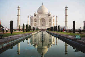 タージマハル（インド）の場所・入場料は？世界一きれいな霊廟の見どころも！