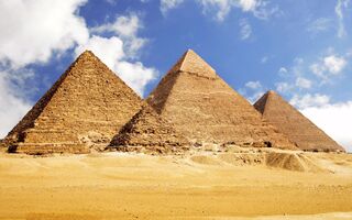 エジプトのピラミッドの場所は？謎の古代遺跡を見に行こう！その行き方は？