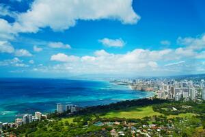 ハワイ旅行が安い時期はいつ？飛行機代の最安値はどれくらい？