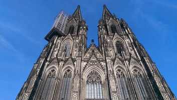 ケルン大聖堂はドイツが誇る世界遺産！気になる拝観時間や行き方は？