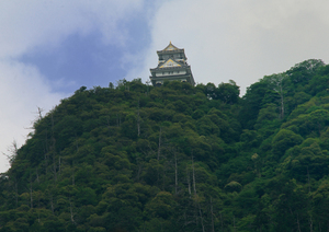 会津若松城「鶴ヶ城」で歴史を学びながら観光しよう！白虎隊の物語とは？