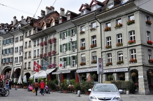 スイスの首都・ベルンの魅力に迫る！世界遺産の旧市街地は人気観光地！
