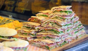 イタリアのパンの種類や特徴まとめ！フォカッチャやロゼッタは有名！