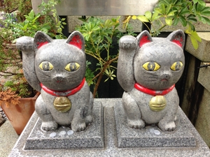 猫神社が東京にも？可愛いお守りや全国の有名スポットもまとめてご紹介！