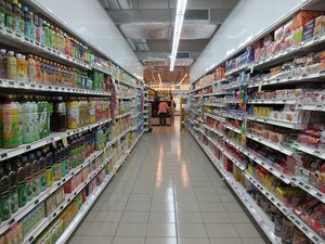 台湾のスーパーはお土産を買うのにおすすめ！お菓子コーナーも充実！