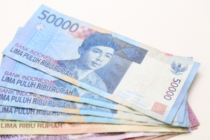 インドネシアの通貨やレートは？両替は紙幣とコインでどのようにしておくと便利？