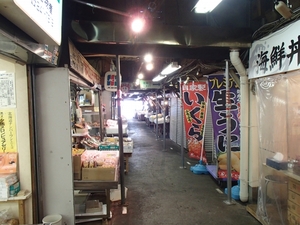札幌・二条市場は海鮮丼がおすすめでおいしい！食べ歩きや朝食も人気！