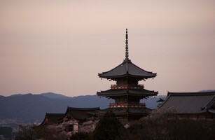 車折神社は京都嵐山のパワースポット！見どころは芸能人が奉納した玉垣など！