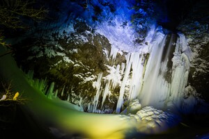 平湯大滝の結氷まつりは冬の絶景！紅葉時期も必見のおすすめスポット！