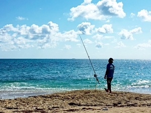 沖縄の釣りポイント紹介！おすすめスポットや狙える魚種情報！