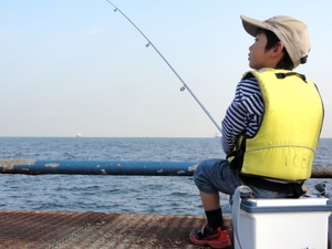 八丈島の釣りスポット集！大自然の絶景の中で楽しむ釣りは最高の贅沢！