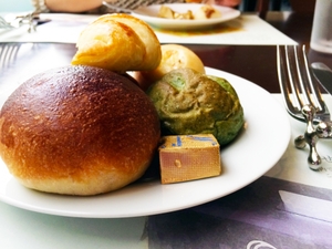 パン食べ放題を東京で満喫！ランチにおすすめの人気店もご紹介！