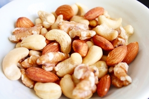 コストコのナッツが意外な人気！食べたら病みつきになる種類や値段など！