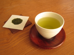 茶茶の間は表参道の日本茶専門店！極上のお茶にスイーツやランチもおすすめ！