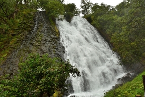 知床「オシンコシンの滝」が美しい！双美の滝と呼ばれる場所の観光情報を紹介！