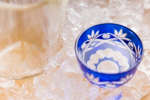 飲みやすい日本酒ランキング！フルーティーで甘口な女性に人気の種類もあり！
