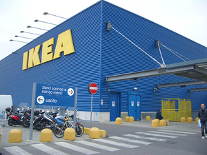 IKEAで使えるクレジットカードは？お得にショッピングする方法も紹介！