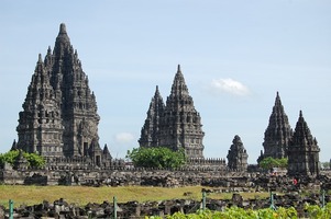 インドネシアの世界遺産おすすめ一覧！人気・絶景の観光スポット紹介