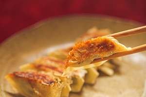 神楽坂飯店はジャンボ餃子が有名な中華料理店！チャレンジメニューは予約が必要？