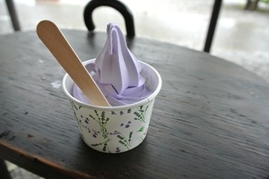 ミルク村は札幌の人気店！リキュールとアイスクリームの組み合わせは最高