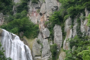 羽衣の滝は北海道の絶景スポット！天人峡へのアクセス方法は？