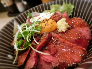 三宮駅周辺のランチ人気店11選！安い値段のカフェや神戸牛を味わえるお店も？