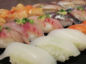 くら寿司のお持ち帰りメニューが大人気！注文の仕方や予約方法は？