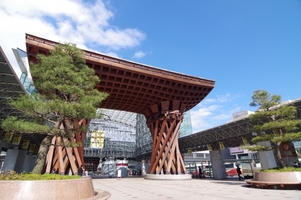 金沢駅周辺の観光スポット17選！神社や美術館・グルメを楽しめる場所も！