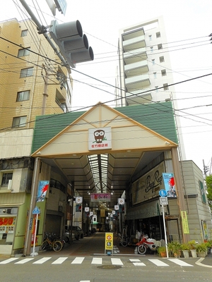 佐竹商店街で昭和レトロを感じよう！惣菜やスイーツなどおすすめグルメもご紹介！