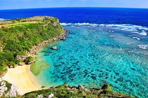 果報バンタは沖縄でおすすめの絶景ポイント！パワースポットとしても人気！