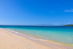 渡口の浜は白い砂浜が人気！伊良部島のおすすめビーチを紹介！