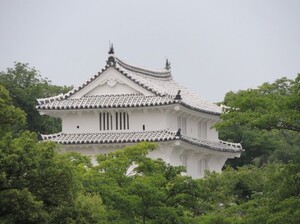 明石城は日本100名城の一つ！天守閣や三重櫓など見どころが満載！