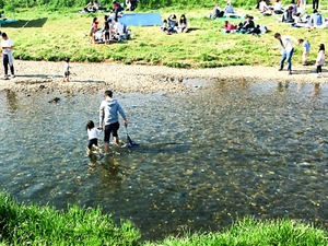 木戸ダムは子供も喜ぶ人気スポット！バーベキューや川遊びを楽しもう♪