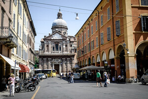 モデナはイタリアの人気観光スポット！市場などおすすめの名所をご紹介！