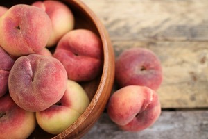 桃は皮ごと食べられる？含まれる栄養素から農薬等の注意点を徹底解説！